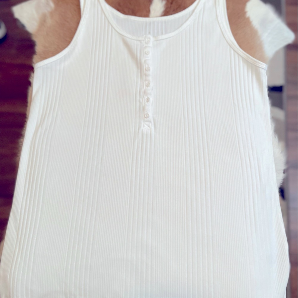 Cotton white top